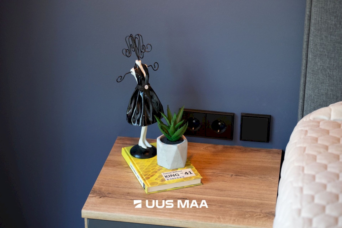 Lääne-Nigula vald, Rooslepa küla/Roslep, Trollitee