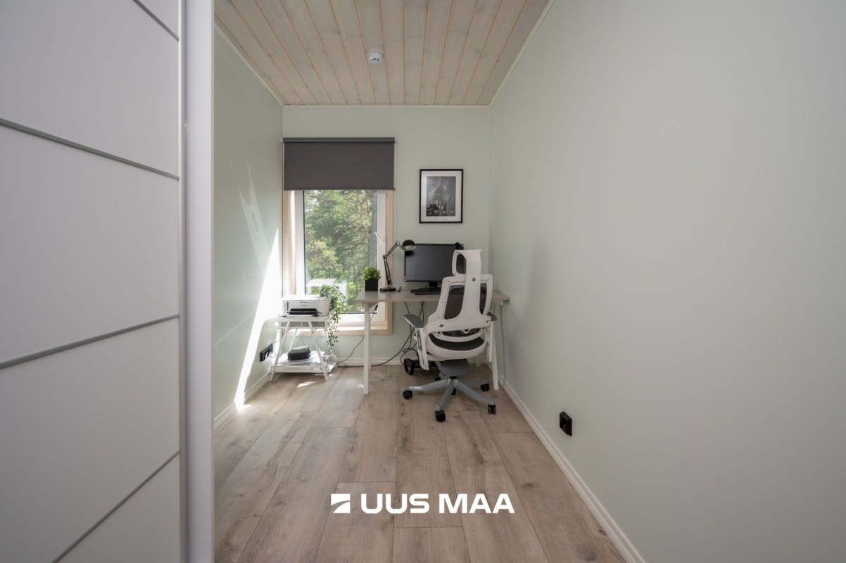 Lääne-Nigula vald, Rooslepa küla/Roslep, Trollitee