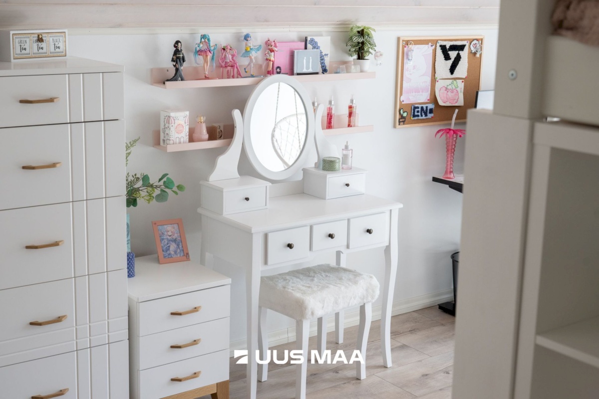 Lääne-Nigula vald, Rooslepa küla/Roslep, Trollitee