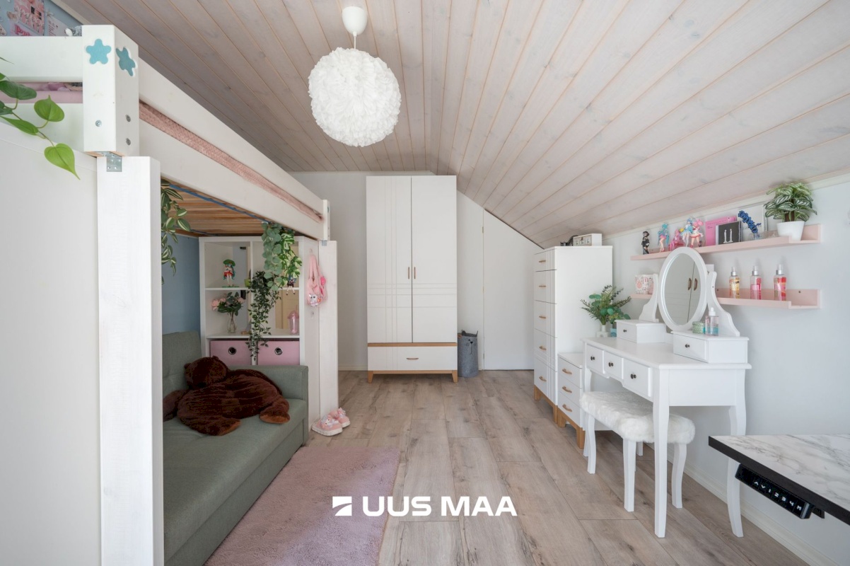 Lääne-Nigula vald, Rooslepa küla/Roslep, Trollitee