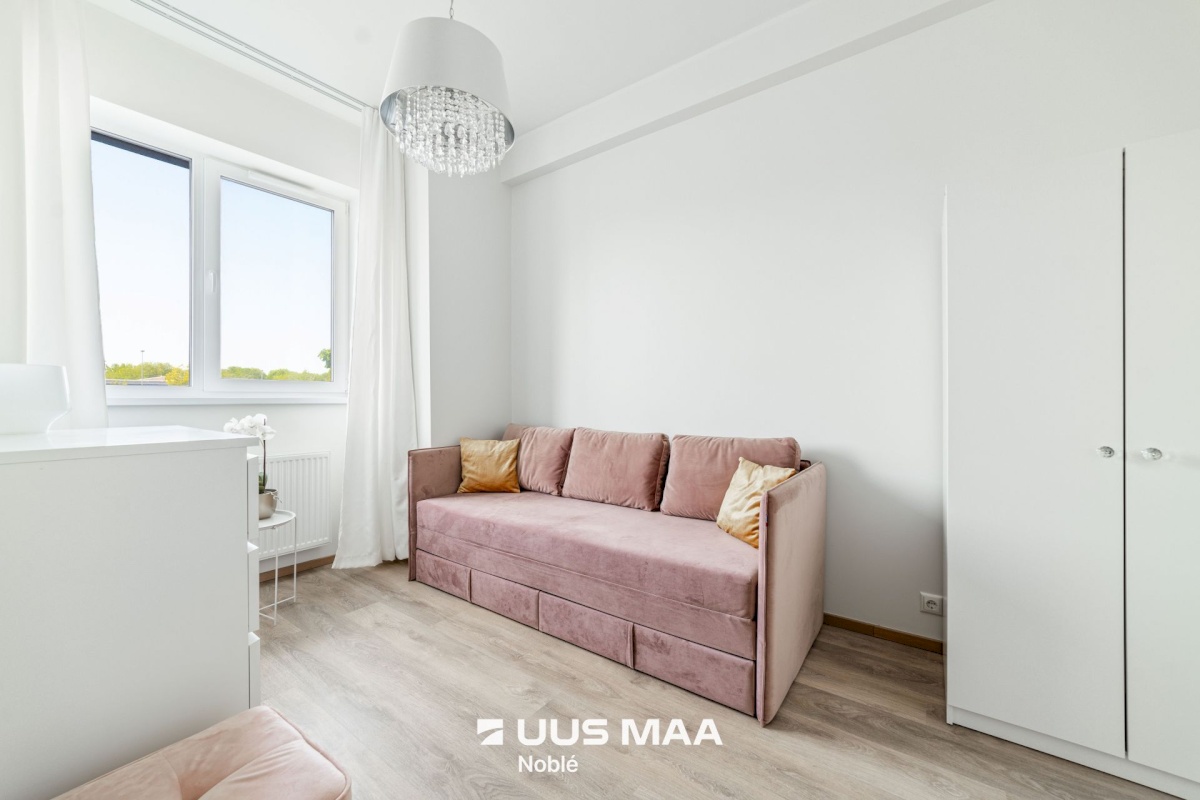 Tallinn, Lasnamäe linnaosa, Mustakivi, Mustakivi 25