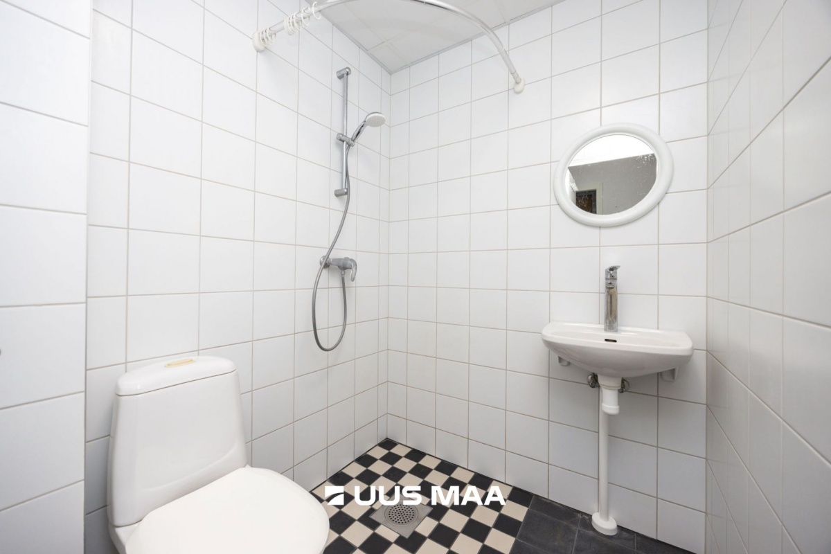 Tallinn, Lasnamäe linnaosa, Suur Sõjamäe tn 15a