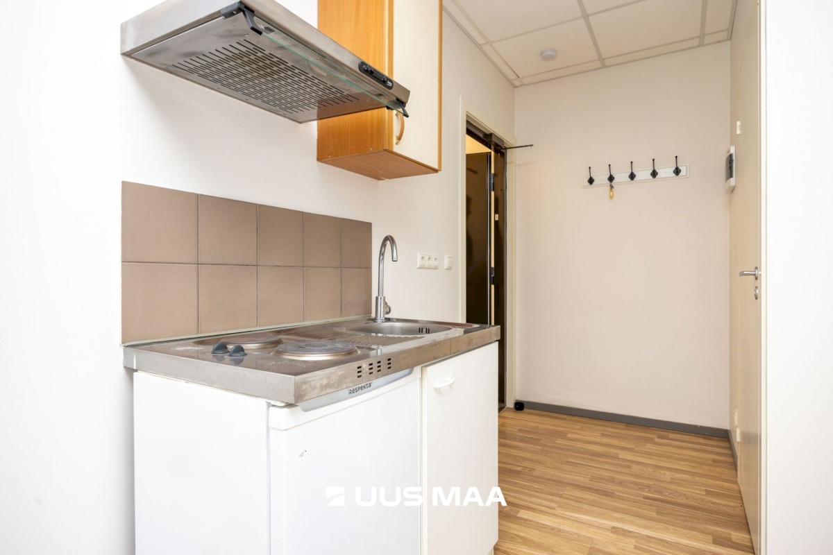 Tallinn, Lasnamäe linnaosa, Suur Sõjamäe tn 15a