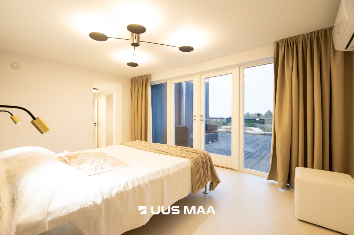 Saaremaa vald, Kuressaare linn, Vikerkaare tn 5