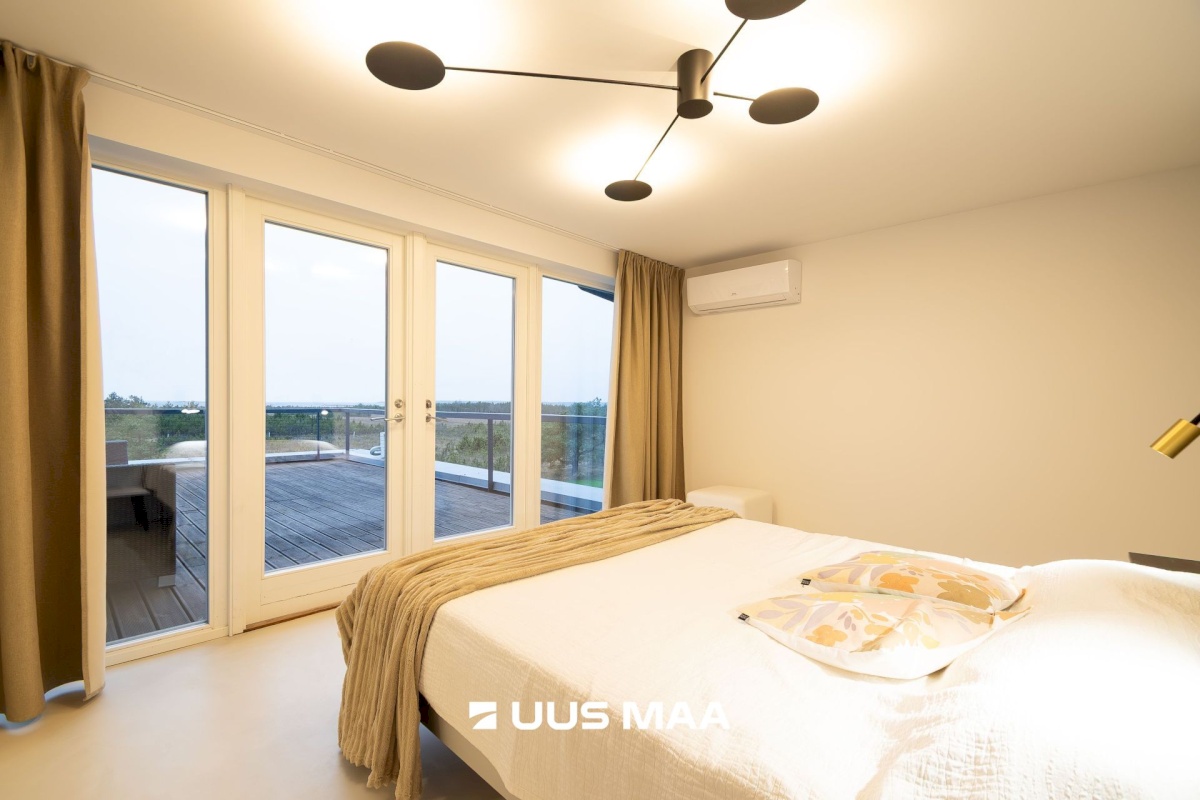 Saaremaa vald, Kuressaare linn, Vikerkaare tn 5