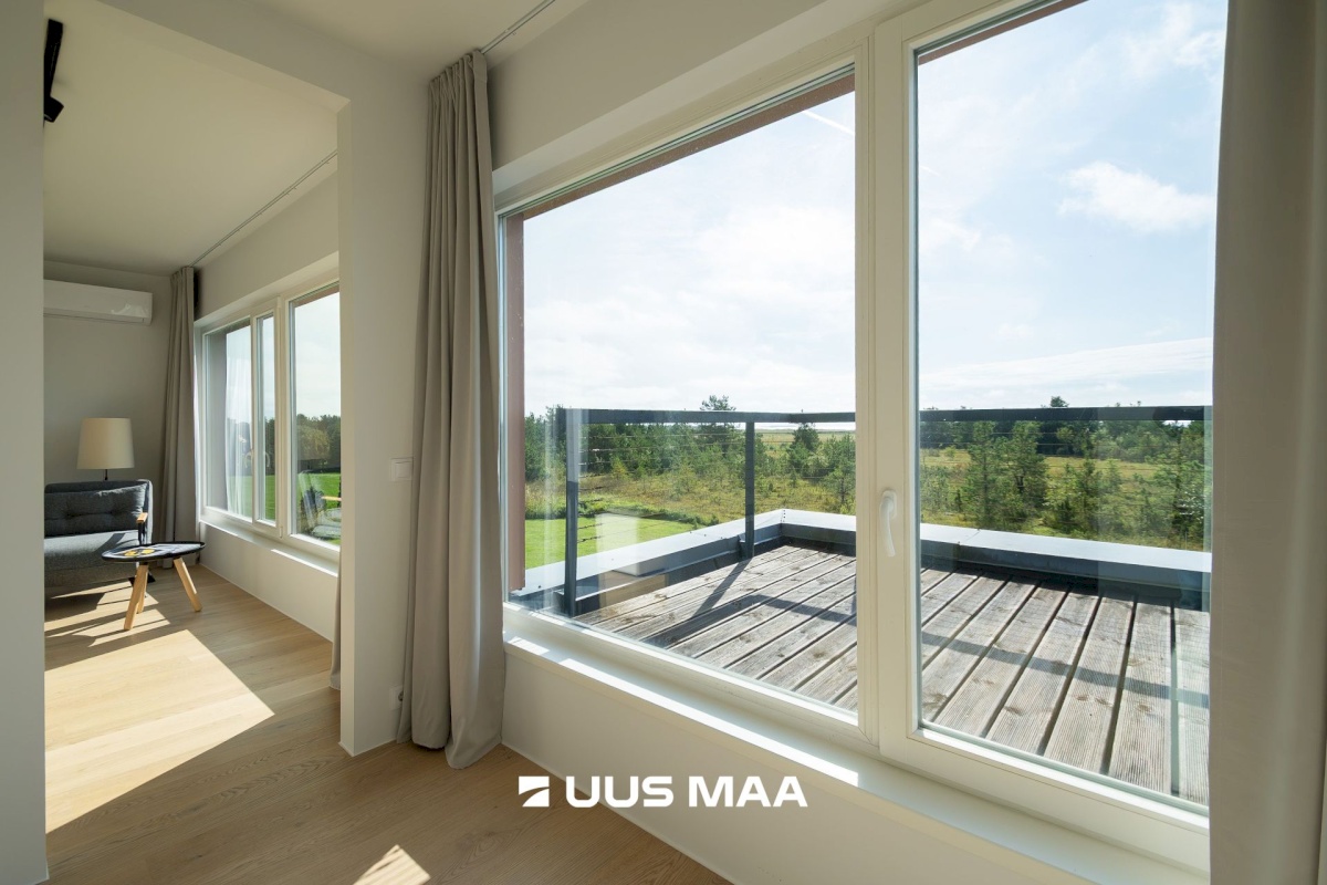 Saaremaa vald, Kuressaare linn, Vikerkaare tn 5