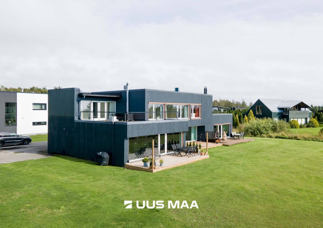 Saaremaa vald, Kuressaare linn, Vikerkaare tn 5