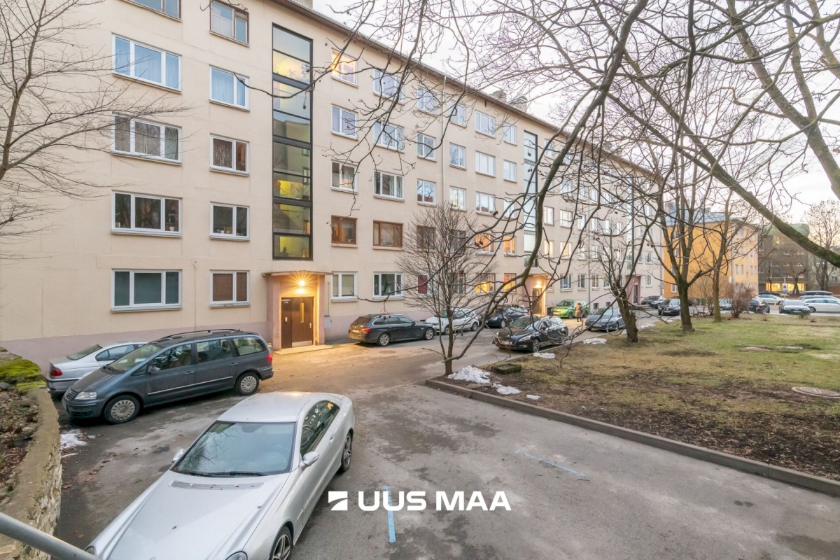 Tallinn, Kesklinna linnaosa, Komeedi 4