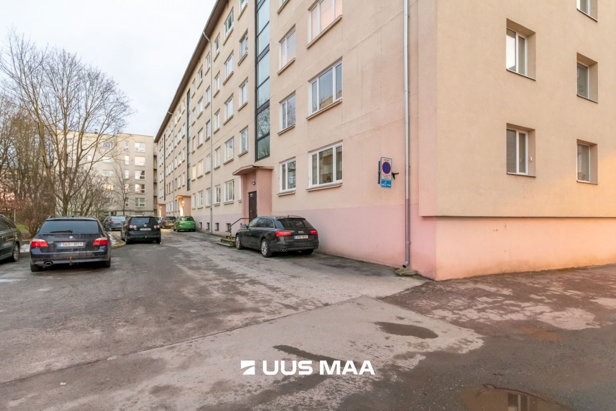 Tallinn, Kesklinna linnaosa, Komeedi 4