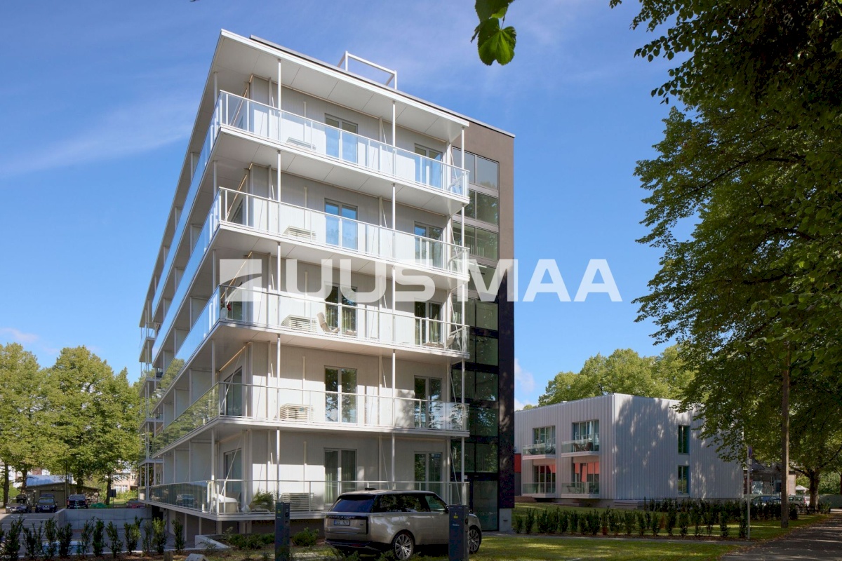 Pärnu linn, Pärnu linn, Rannarajoon, Esplanaadi 10