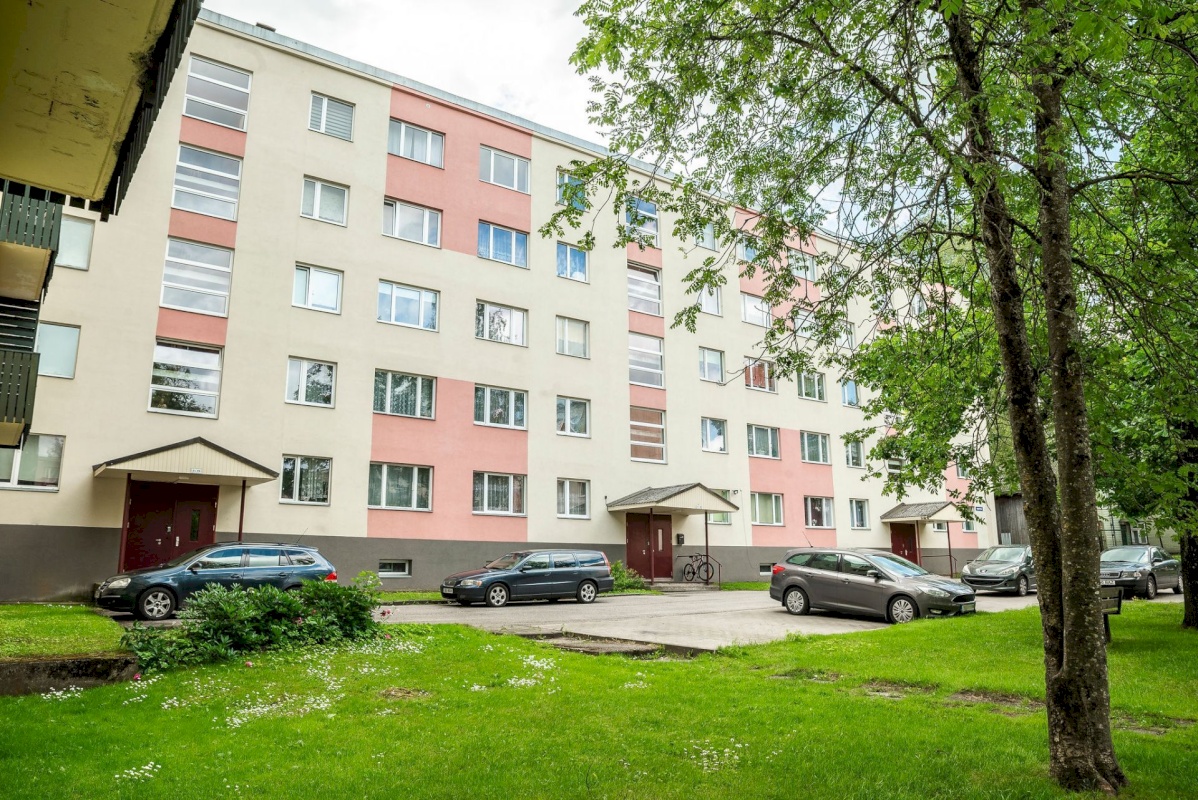 Valga vald, Valga linn, Vahtra 3