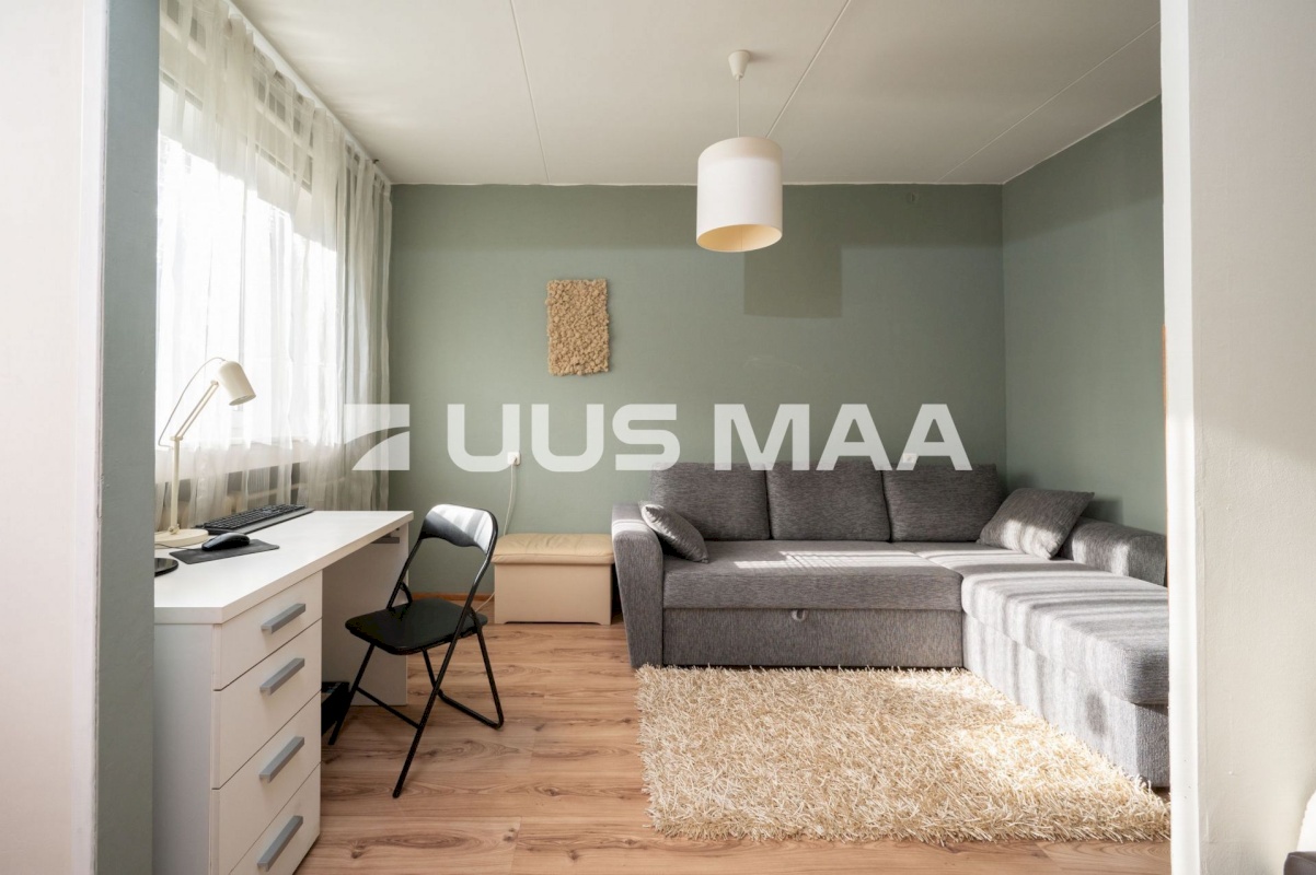 Hiiumaa vald, Kärdla linn, Vabaduse 9