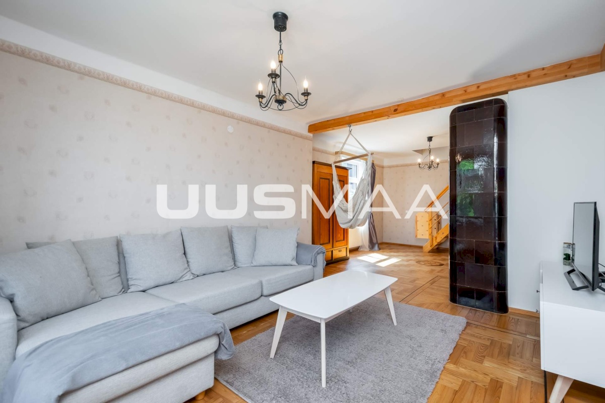 Tallinn, Kesklinna linnaosa, Jakobi tn 27