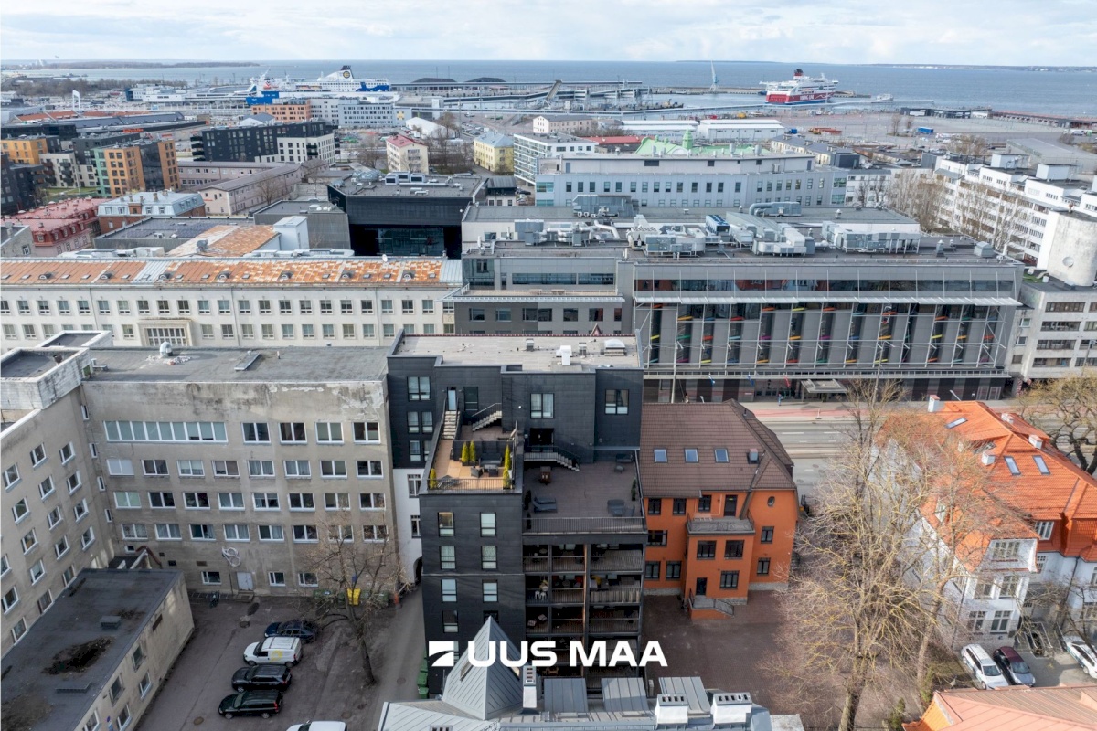 Tallinn, Kesklinna linnaosa, Narva mnt 40