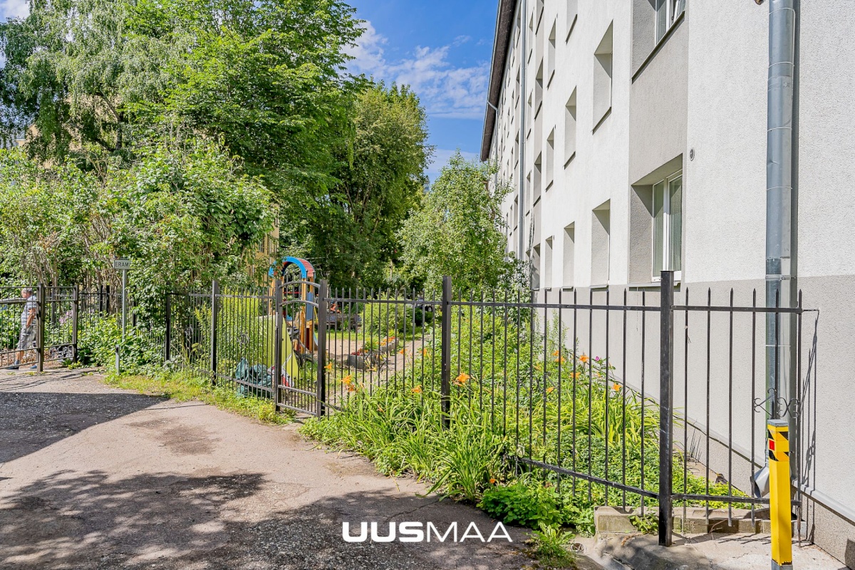 Tallinn, Kesklinna linnaosa, Lastekodu tn 8