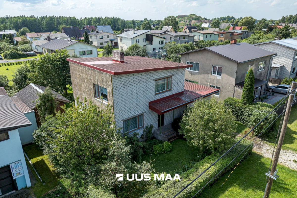 Põltsamaa vald, Põltsamaa linn, Pikk tn 45