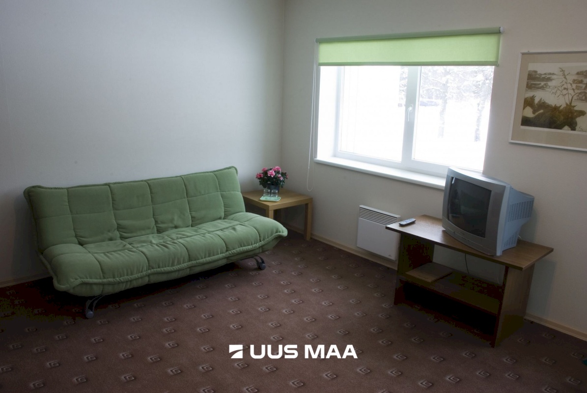 Hiiumaa vald, Kärdla linn, Leigri väljak 3