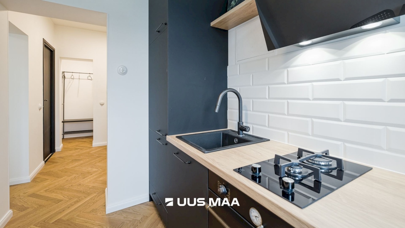 Tallinn, Põhja-Tallinna linnaosa, Kalamaja, Tööstuse 43