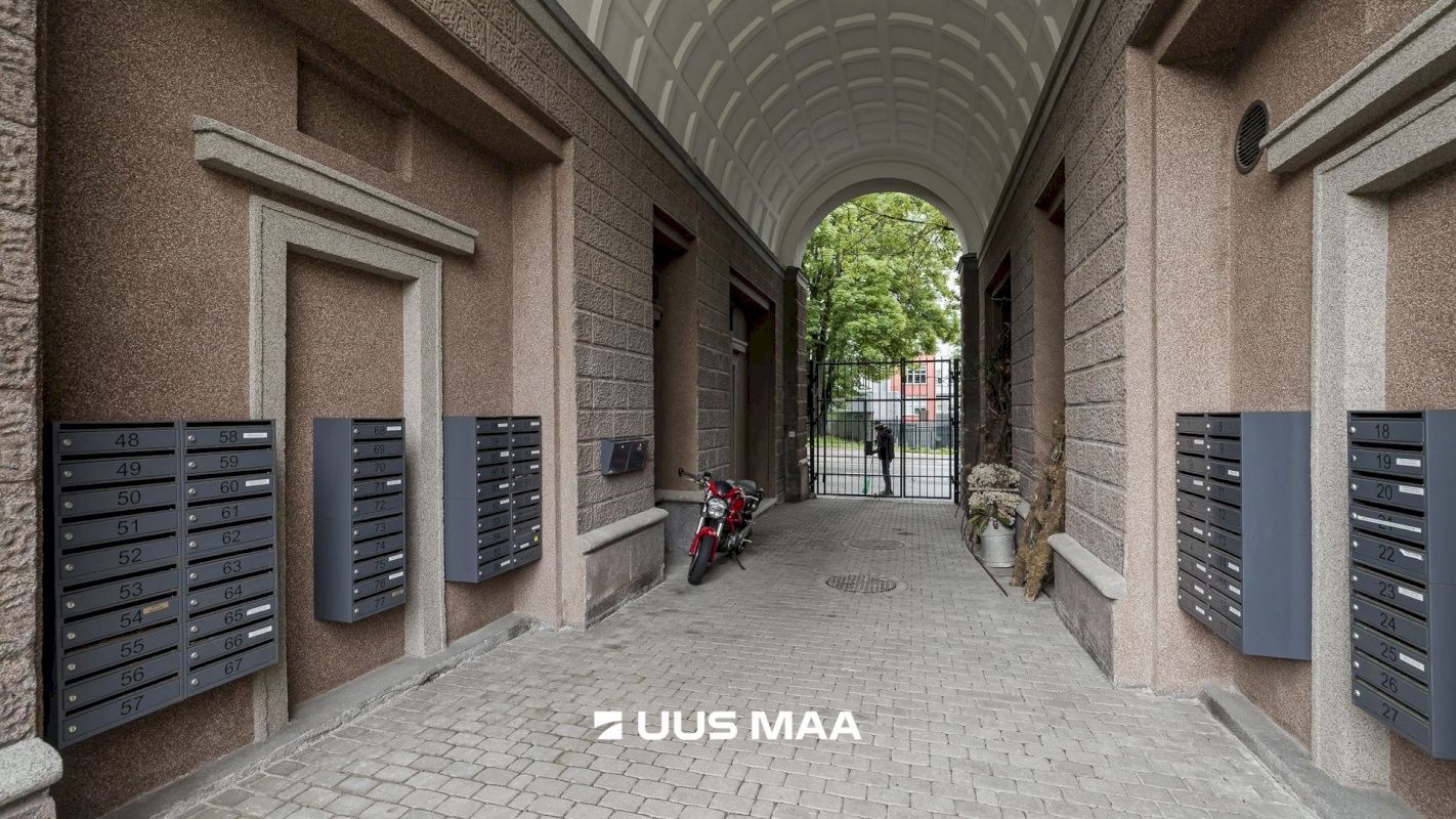 Tallinn, Põhja-Tallinna linnaosa, Kalamaja, Tööstuse 43