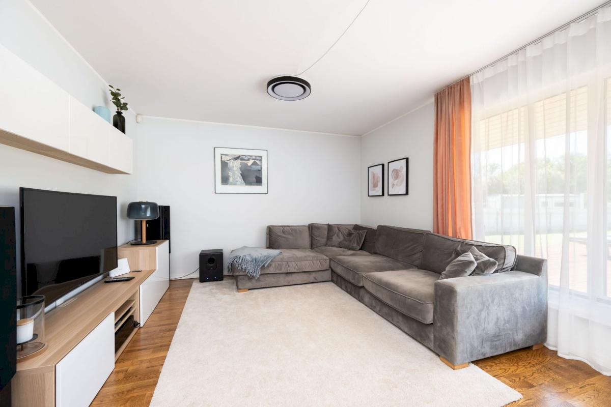 Raasiku vald, Raasiku alevik, Tallinna mnt 35