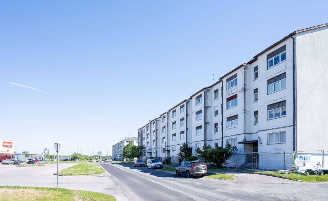 Saaremaa vald, Kuressaare linn, Aia tn 66a