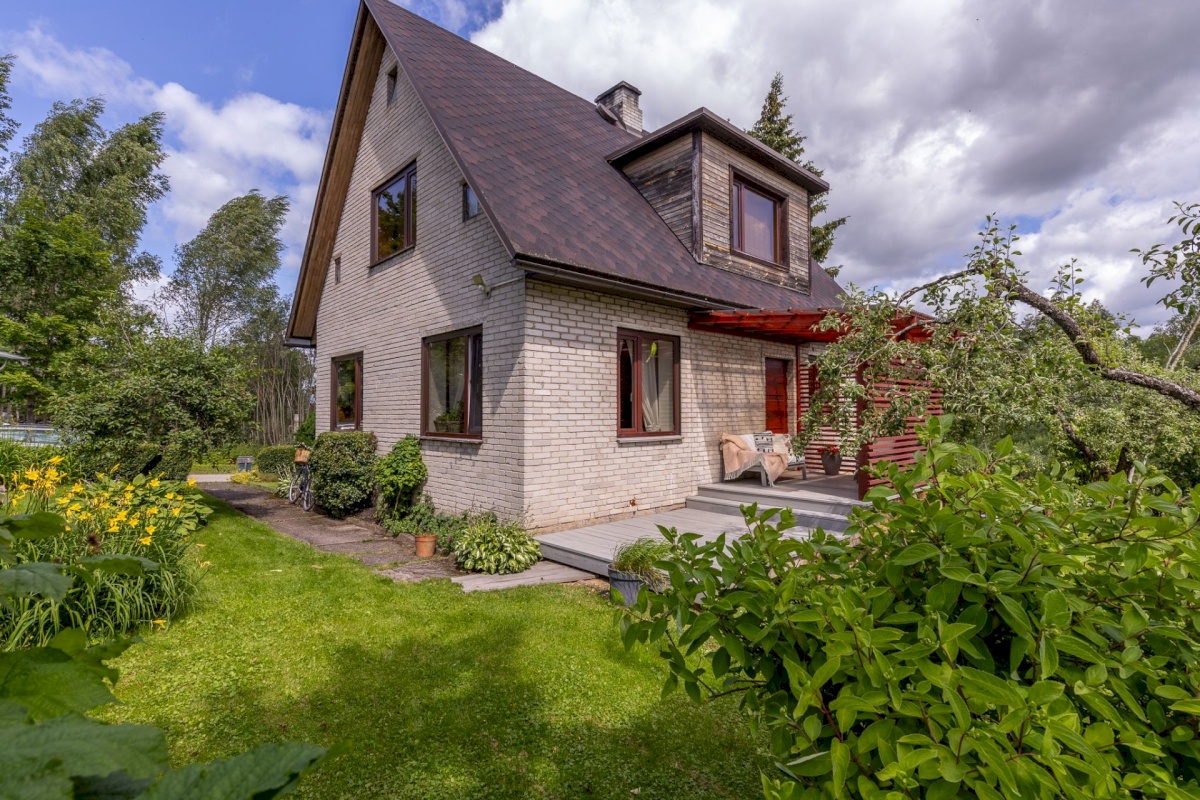 Võru linn, Toome 8