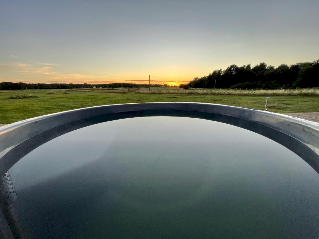 Saaremaa vald, Abruka küla