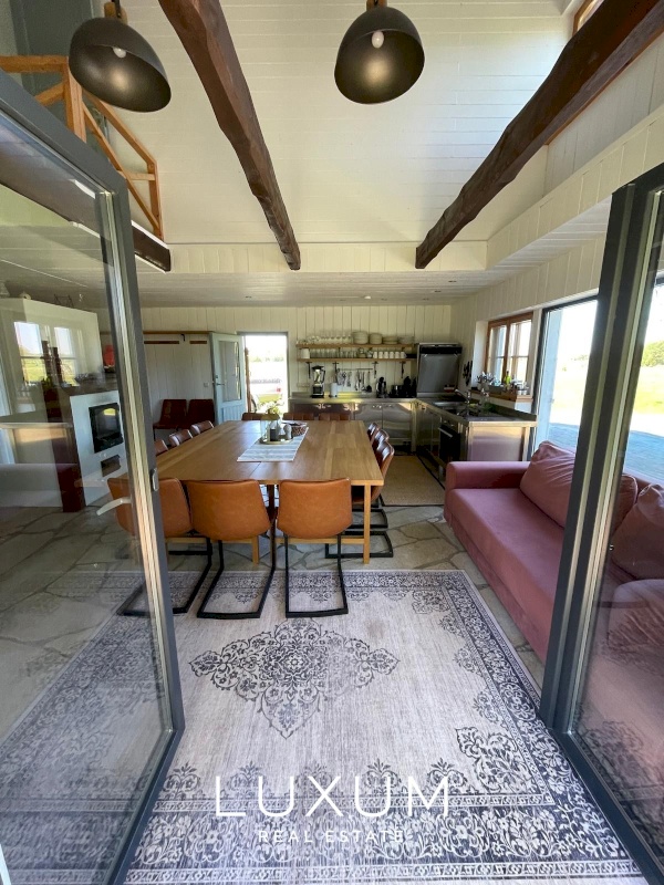 Saaremaa vald, Abruka küla