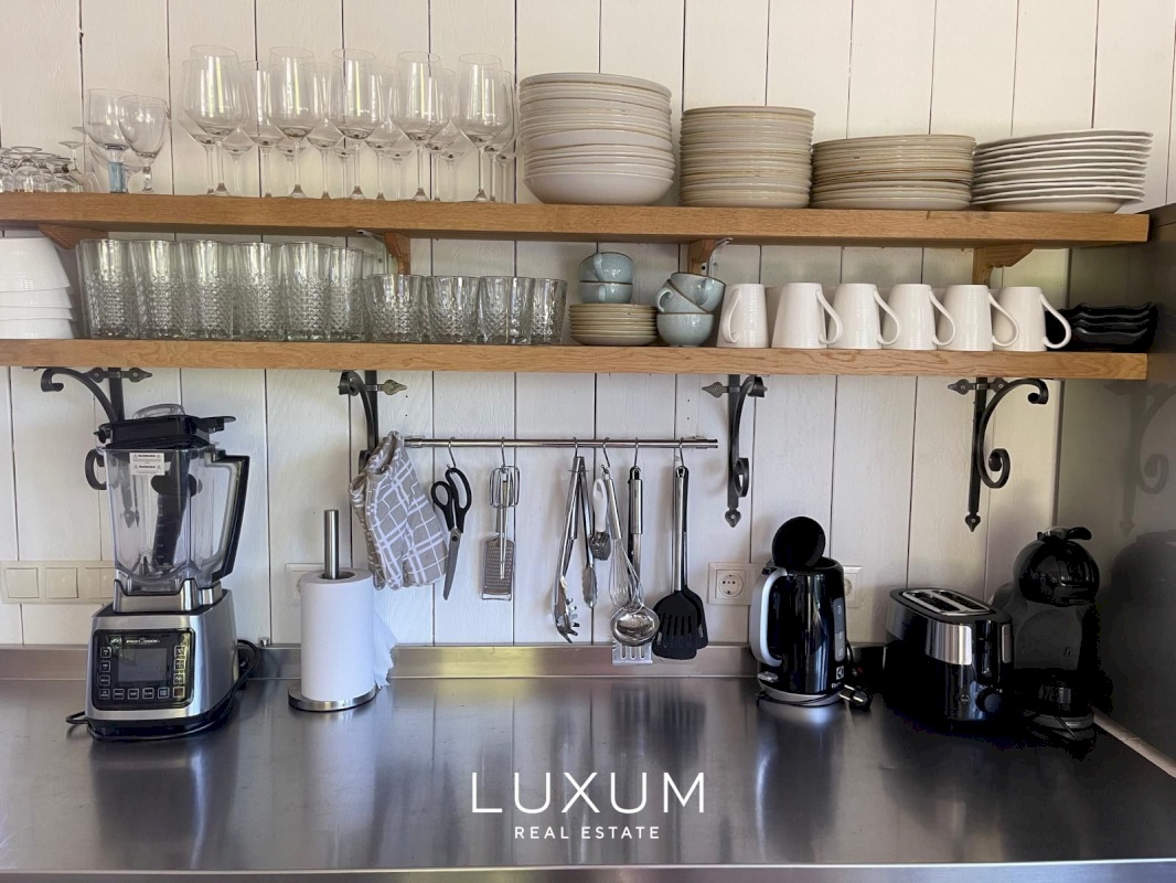 Saaremaa vald, Abruka küla