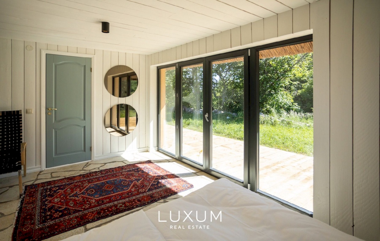 Saaremaa vald, Abruka küla