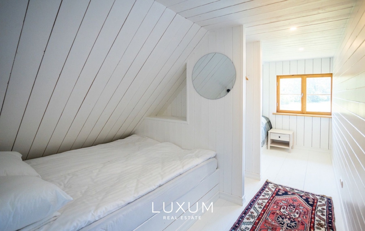 Saaremaa vald, Abruka küla