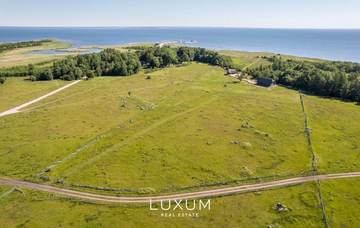 Saaremaa vald, Abruka küla