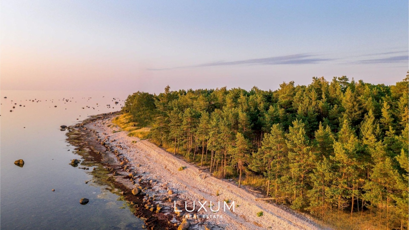 Saaremaa vald, Abruka küla