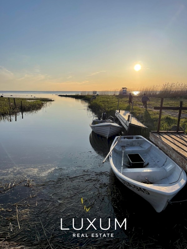 Saaremaa vald, Abruka küla