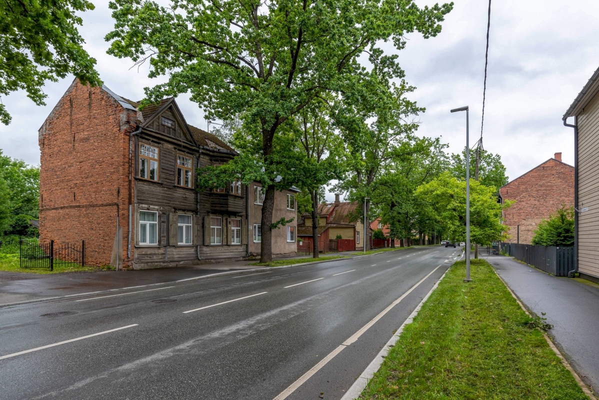 Tartu linn, Tartu linn, Raadi-Kruusamäe, Puiestee tn 32