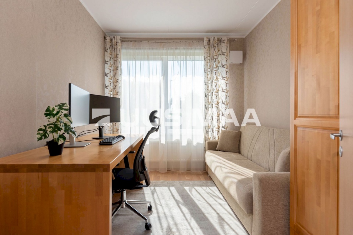 Tartu linn, Tartu linn, Raadi-Kruusamäe, Kaupmehe 5
