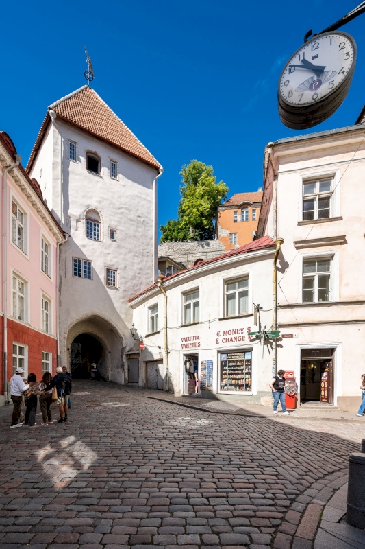 Tallinn, Kesklinna linnaosa, Vanalinn, Nunne 1