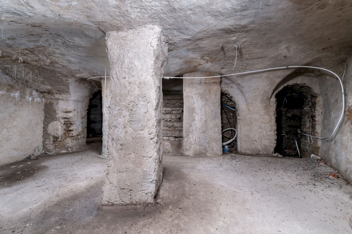 Tallinn, Kesklinna linnaosa, Vanalinn, Nunne 1