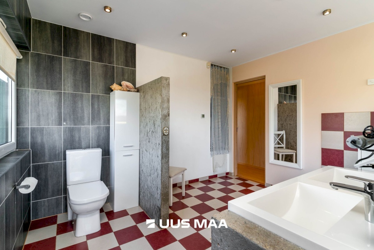 Viljandi vald, Vana-Võidu küla, Kõrgepõllu tee 6