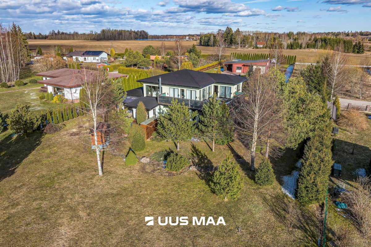 Viljandi vald, Vana-Võidu küla, Kõrgepõllu tee 6