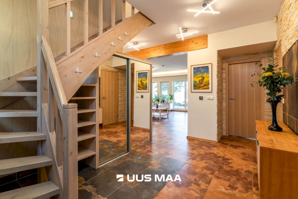 Viljandi vald, Vana-Võidu küla, Kõrgepõllu tee 6