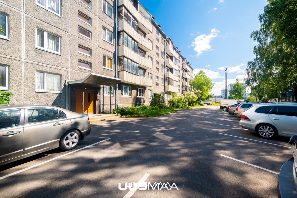 Tallinn, Lasnamäe linnaosa, Peterburi tee 26