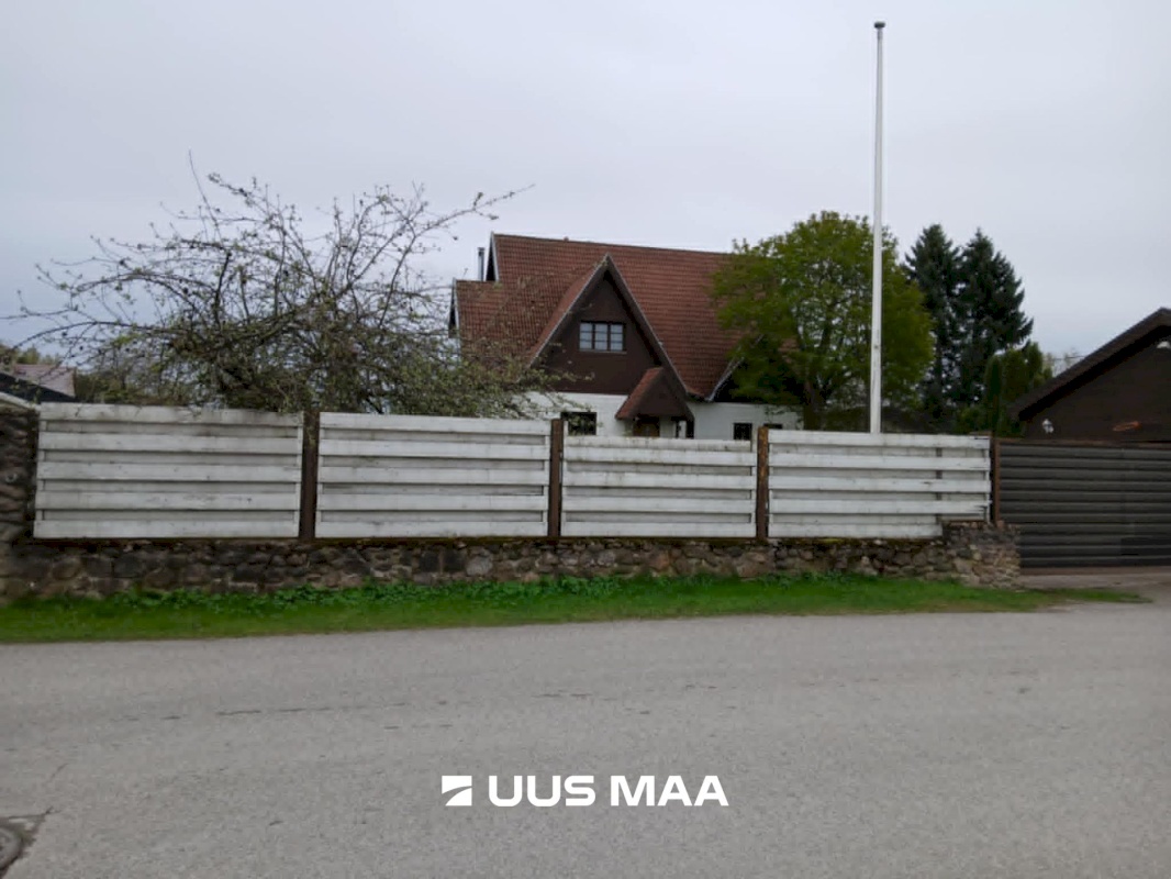 Pärnu linn, Pärnu linn, Raeküla, Lembitu 8