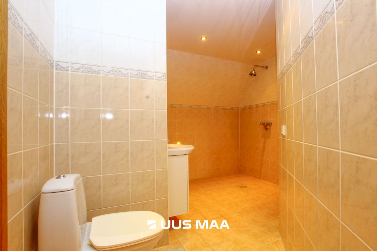 Pärnu linn, Pärnu linn, Raeküla, Lembitu 8