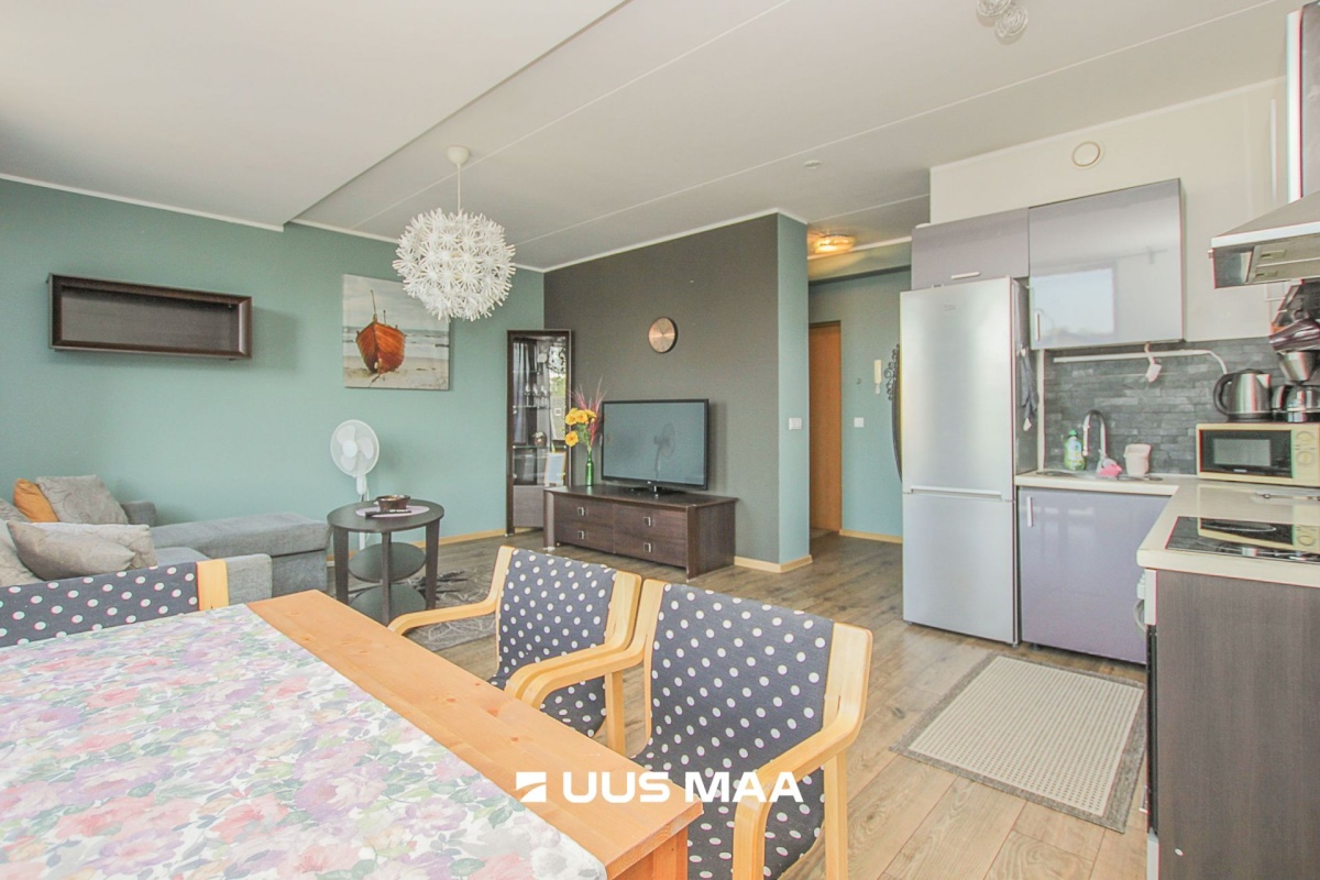 Pärnu linn, Pärnu linn, Kesklinn, Riia mnt 28a