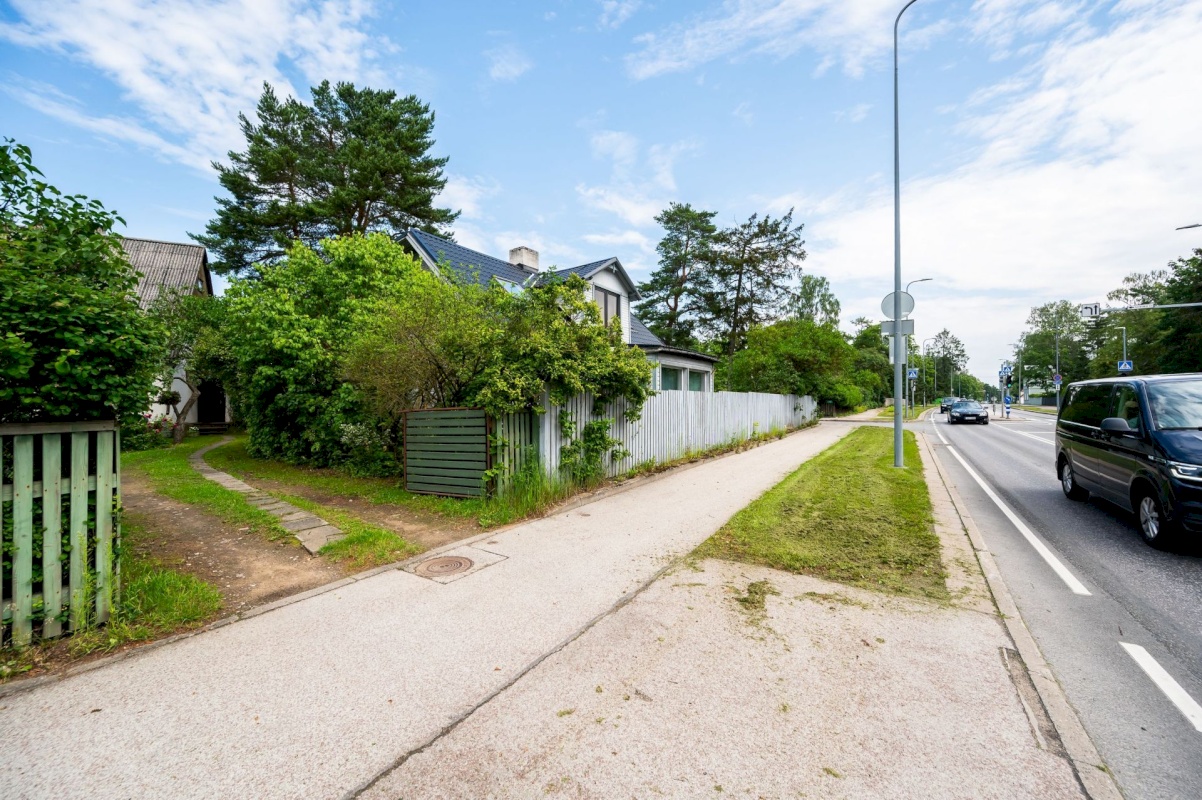 Tallinn, Nõmme linnaosa, Pärnu mnt 422a