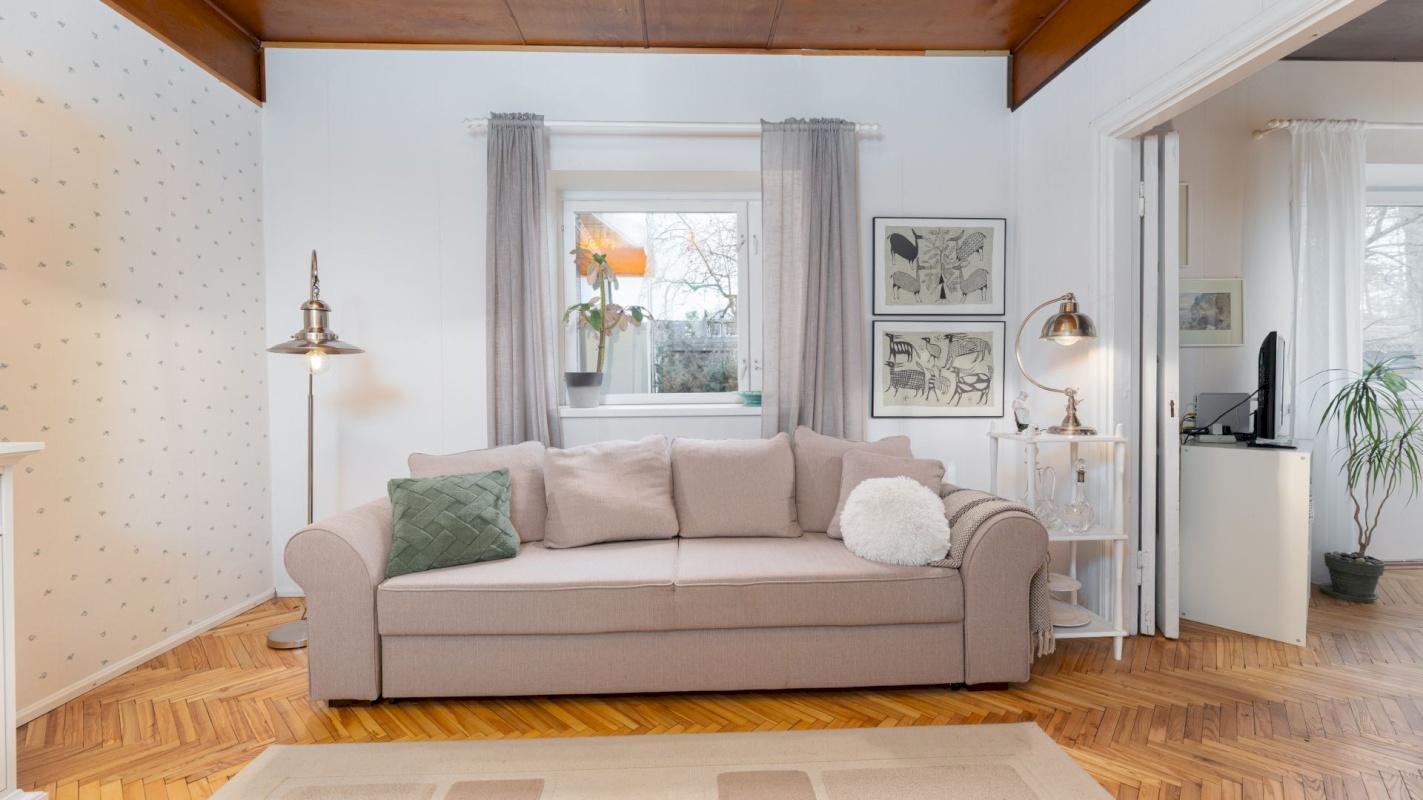Tallinn, Nõmme linnaosa, Pääsküla, Päikese pst 54b
