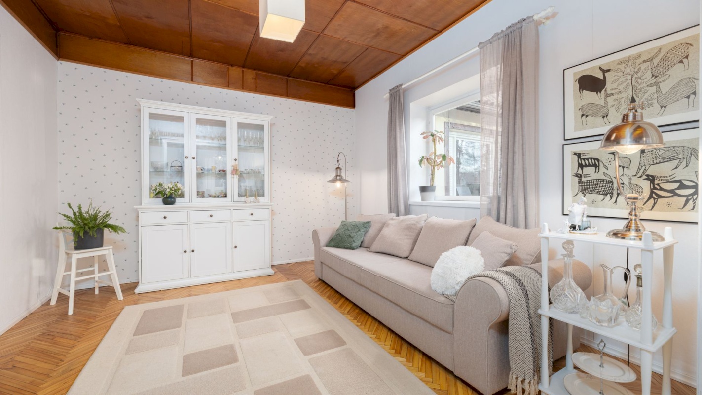 Tallinn, Nõmme linnaosa, Pääsküla, Päikese pst 54b
