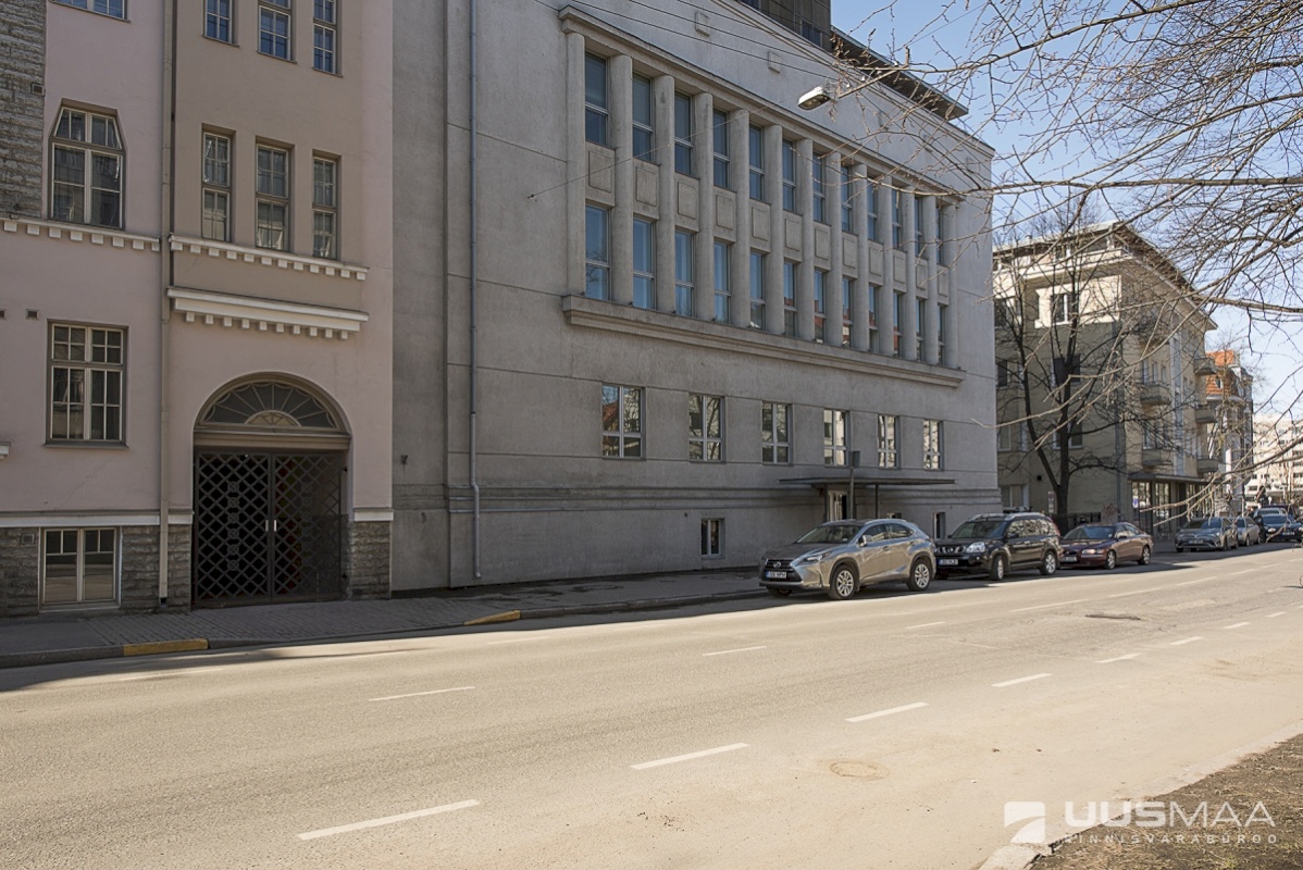 Tallinn, Kesklinna linnaosa, Kreutzwaldi 10