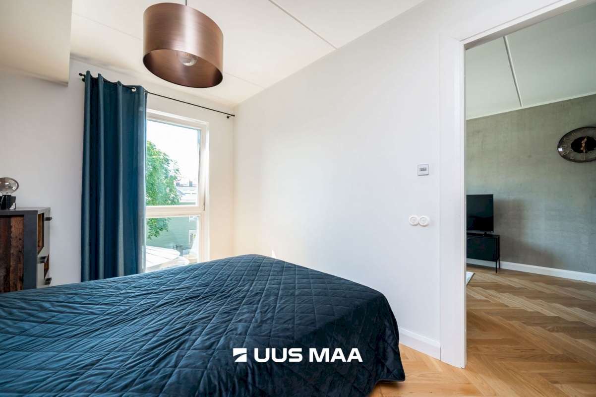 Tallinn, Kesklinna linnaosa, Toom-Kuninga 21